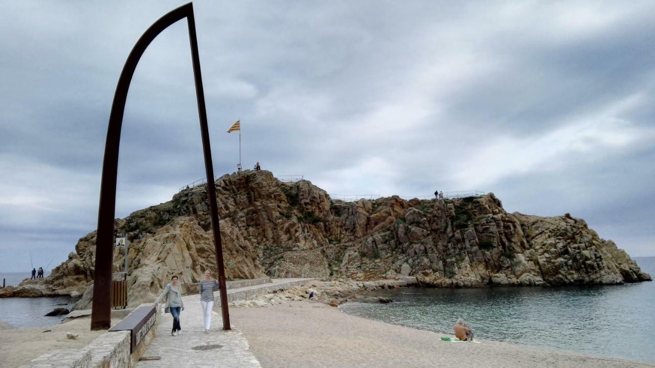Puerto Costa Brava Apartments Бланес Екстер'єр фото
