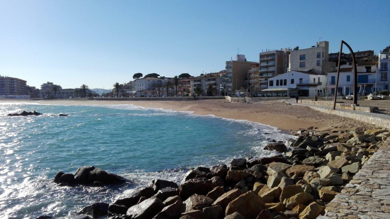 Puerto Costa Brava Apartments Бланес Екстер'єр фото